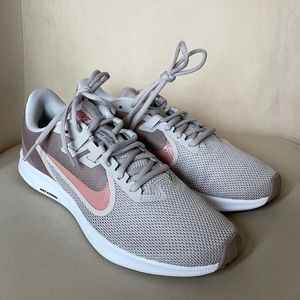 Nike Downshifter 9